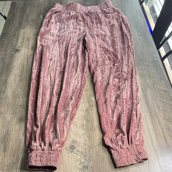 NBD Vika Jogger in Mauve - Picture 3 of 6